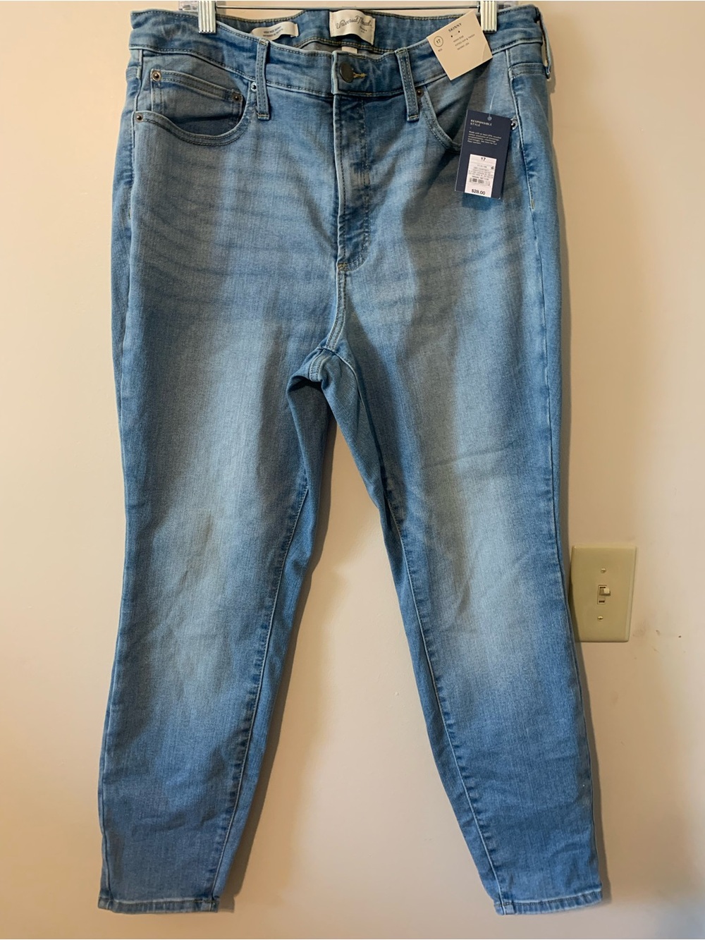 Universal Thread Light Blue High-Rise Skinny Jeans
